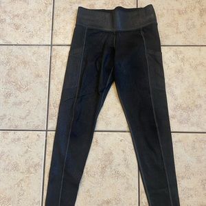 Victoria secret ultimate leggings with pockets